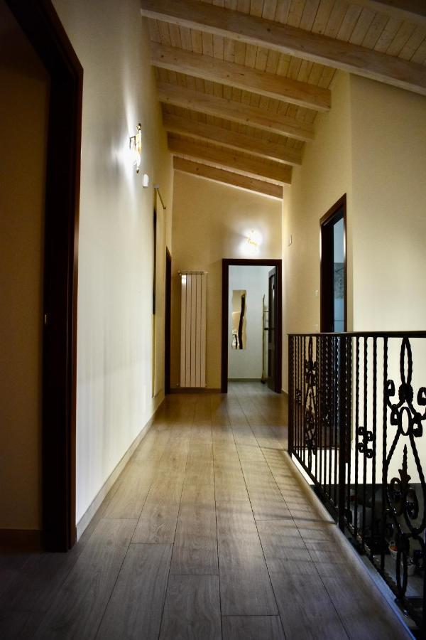 Bed and Breakfast Dimora Normanna Аверса Экстерьер фото